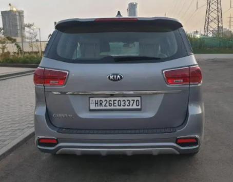 Kia Carnival Premium 8 STR 2021