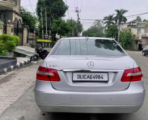 Mercedes-Benz E-Class 220 CDI AT 2011