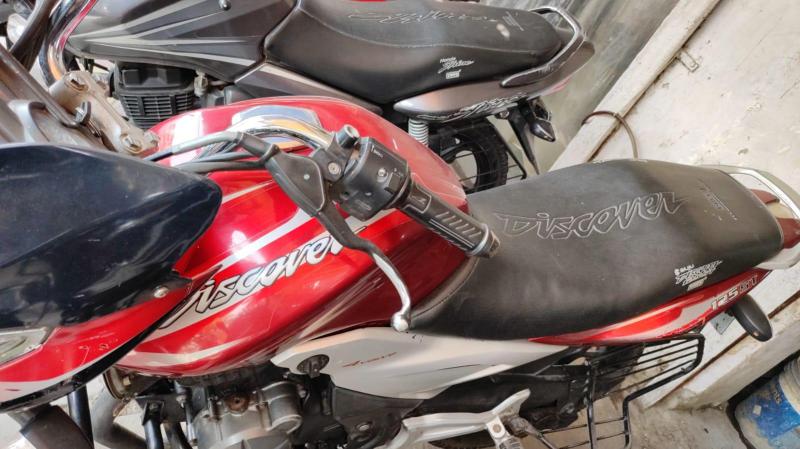 Bajaj Discover 125cc 2013