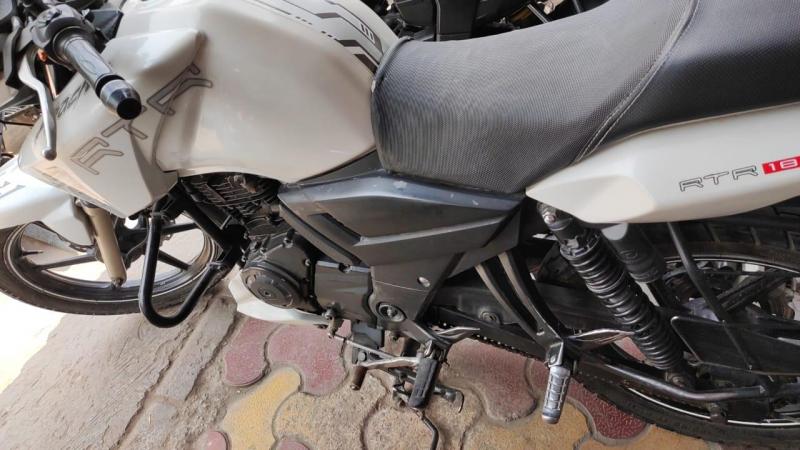 TVS Apache RTR 180cc 2015