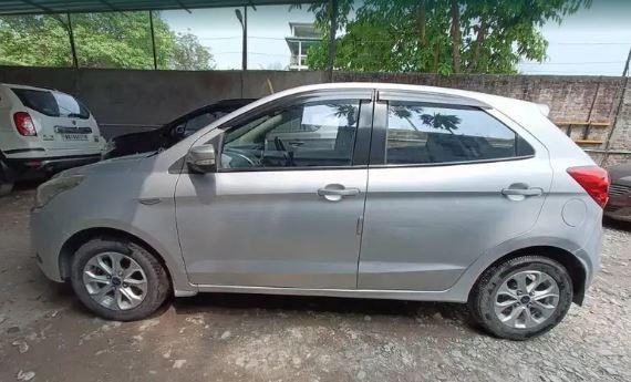 Ford Figo 1.2P TITANIUM MT 2016