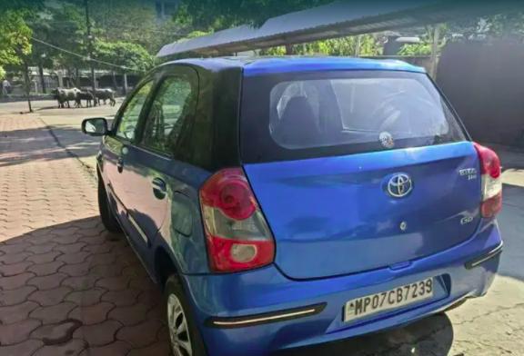 Toyota Etios Liva GD 2013