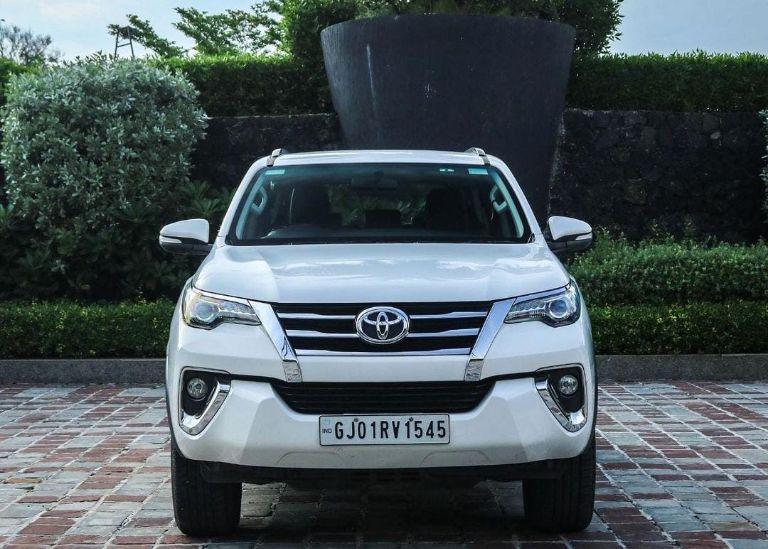 Toyota Fortuner 2.8 4x2 MT 2016