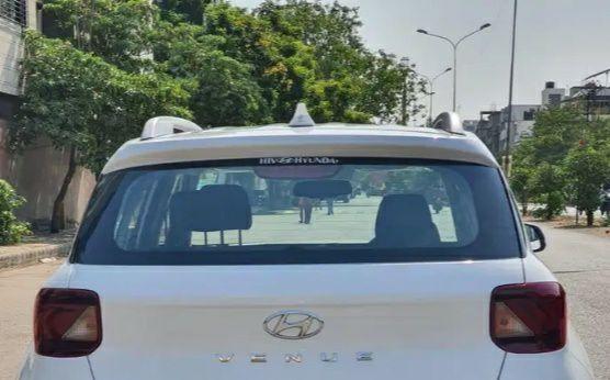 Hyundai Venue S 1.2 Petrol 2022