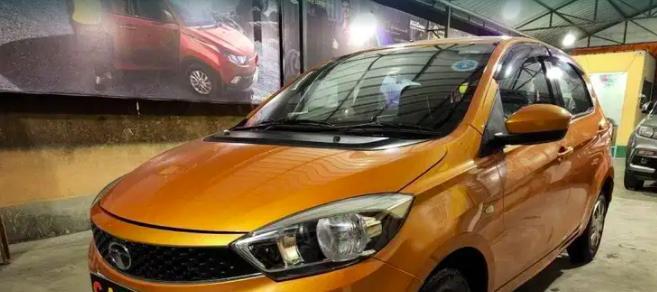 Tata Tiago Revotron XE 2016