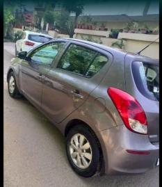 Hyundai i20 Sportz 1.4 CRDi 2014