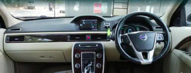 Volvo S80 Summum D4 2015