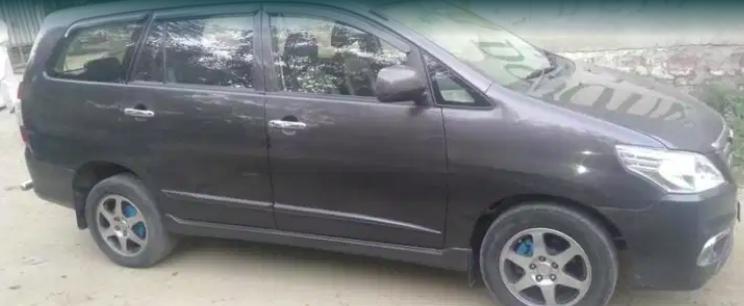 Toyota Innova 2.5 G Diesel 7 Seater 2015