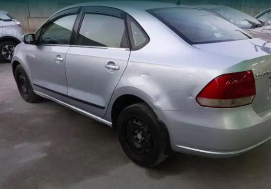 Volkswagen Vento Comfortline Diesel AT 2013