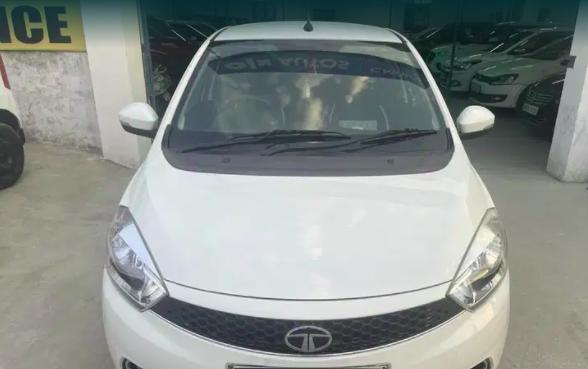 Tata Tiago Revotron XZA 2018