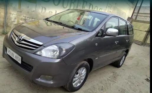 Toyota Innova 2.5 VX 7 STR BS III 2011