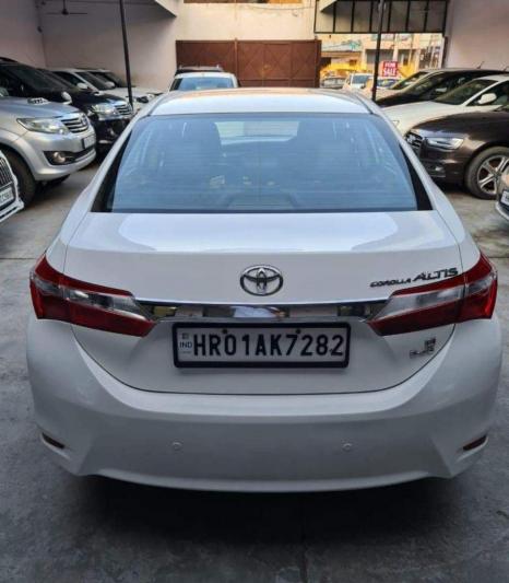 Toyota Corolla Altis D 4D G2015