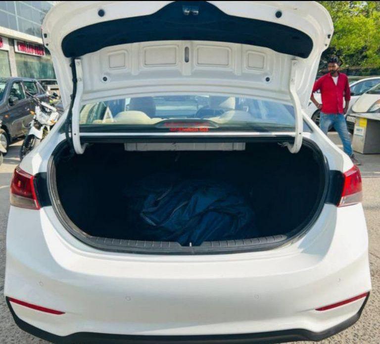 Hyundai Verna 1.6 VTVT SX 2019