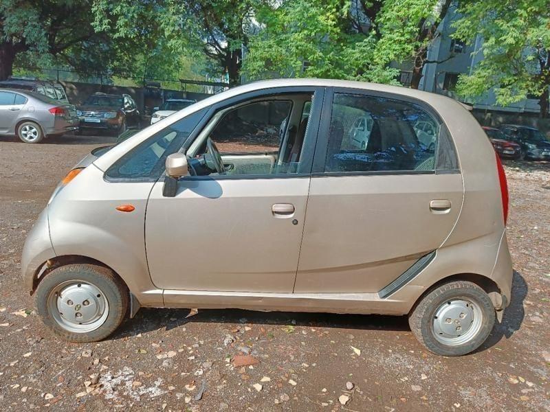 Tata Nano LX 2011