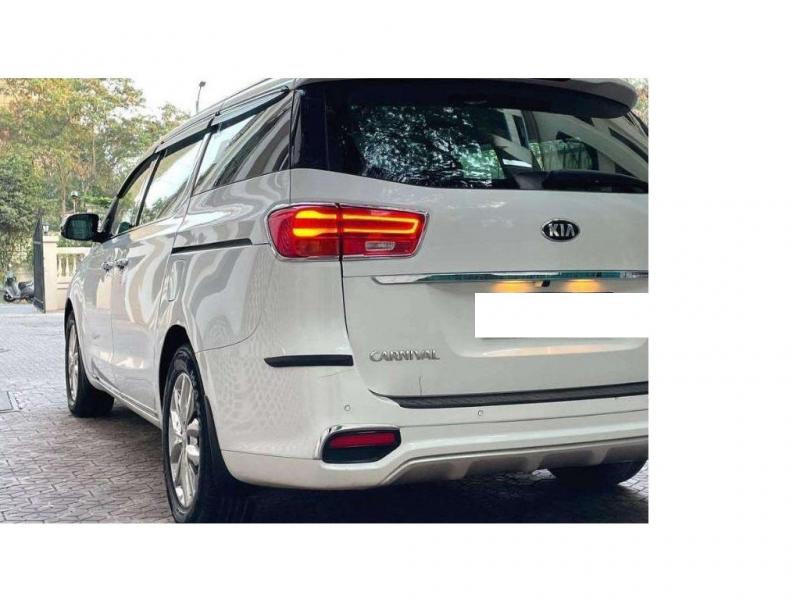 Kia Carnival Premium 8 STR 2021