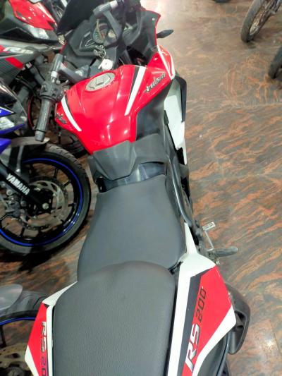 Bajaj Pulsar RS200 2018