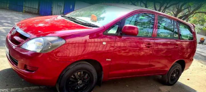 Toyota Innova 2.5 G 7 STR BS III 2007