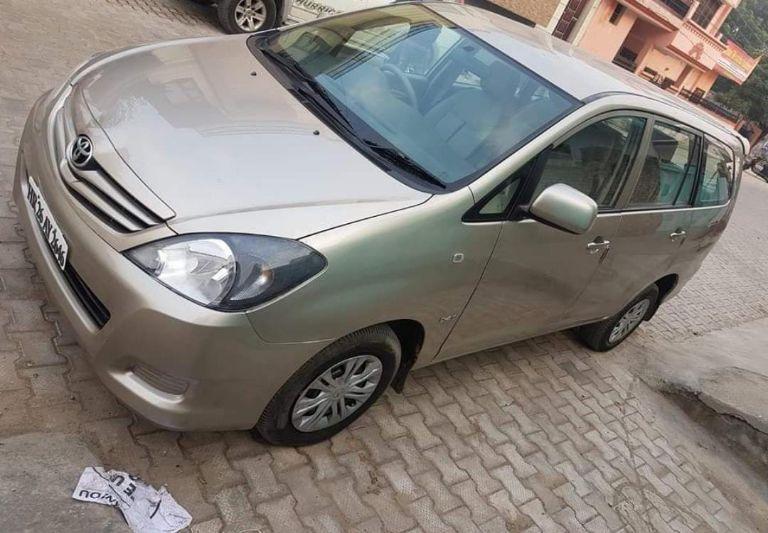 Toyota Innova 2.5 G 2009