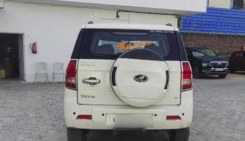 Mahindra TUV300 T8 mHAWK100 2018