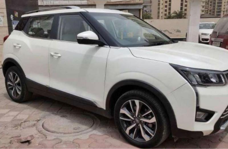 Mahindra XUV300 W8 (O) Petrol 2022