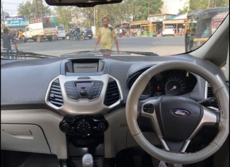 Ford EcoSport TITANIUM 1.5 TI VCT AT 2015