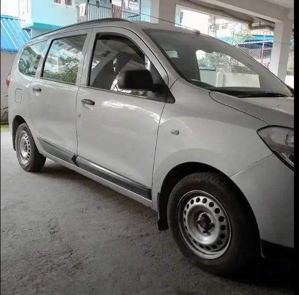 Renault Lodgy 85 PS RxE 7 STR 2017
