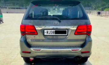 Toyota Fortuner 3.0 4X4 MT 2013