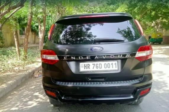 Ford Endeavour Titanium 3.2 4x4 AT 2017