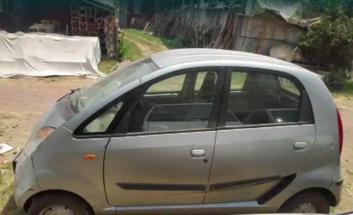 Tata Nano LX 2010