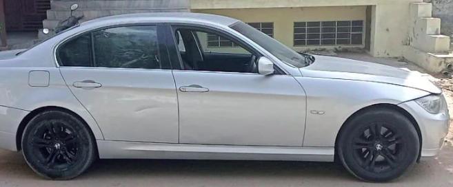 BMW 3 Series 320d 2011