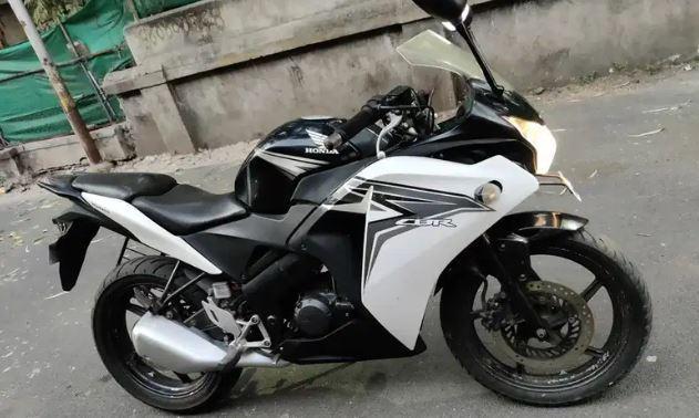 Honda CBR 150R 150cc 2015
