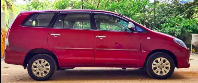 Toyota Innova 2.5 V 7 STR 2010