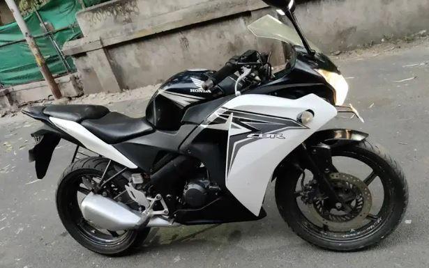 Honda CBR 150R 150cc 2015
