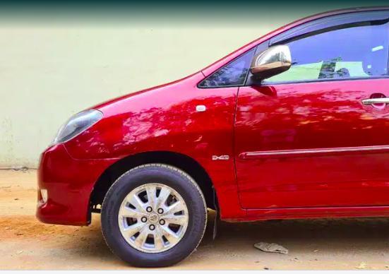 Toyota Innova 2.5 V 7 STR 2010