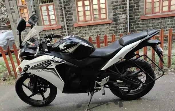 Honda CBR 150R 150cc 2015