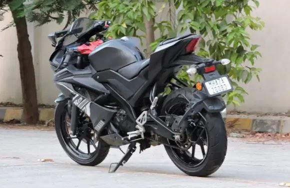 Yamaha YZF-R15 V3 150cc Darknight edition BS6 2021