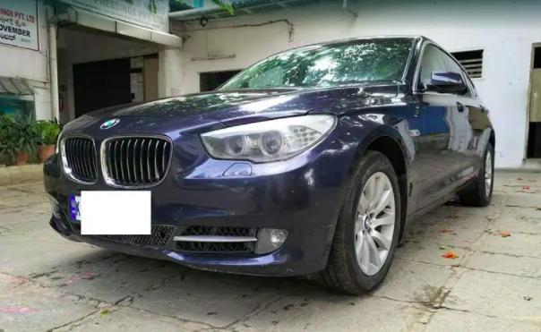 BMW 5 Series GT 530d 2010