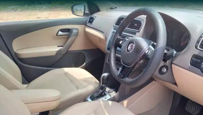 Volkswagen Vento 1.5 TDI Highline 2016