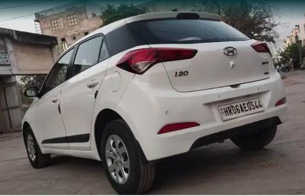 Hyundai Elite i20 Sportz 1.4 CRDi 2014
