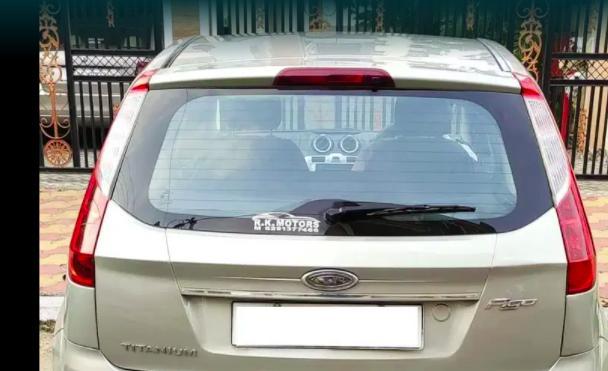 Ford Figo 1.2P TITANIUM MT 2014