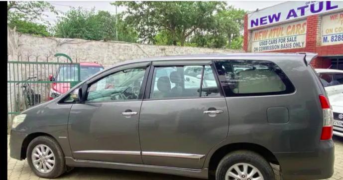 Toyota Innova 2.5 V 7 STR 2014