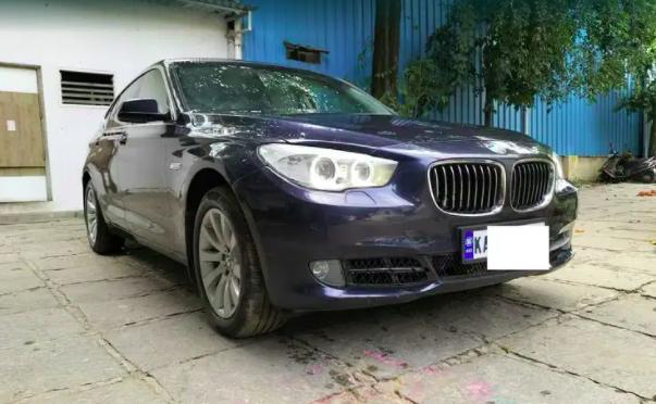 BMW 5 Series GT 530d 2010
