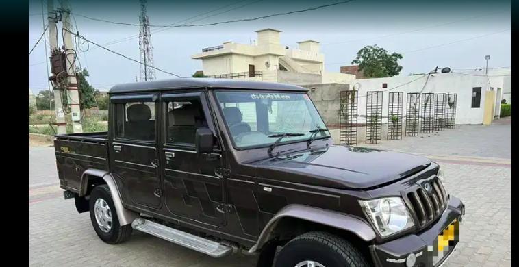 Mahindra Bolero Camper DLX 2015