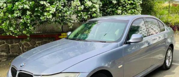 BMW 3 Series 320 D HIGHLINE 2011