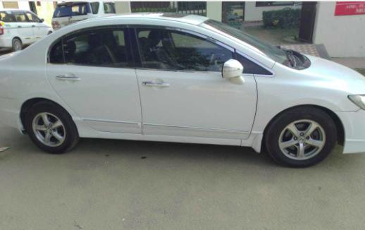 Honda Civic 1.8V AT SUN ROOF 2011