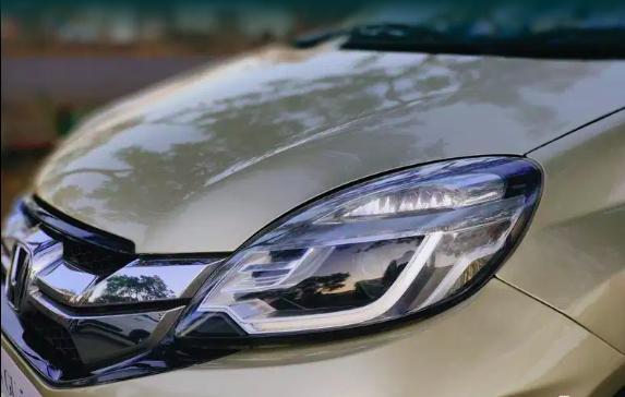 Honda Mobilio RS i-DTEC Opt 2014