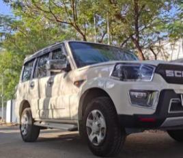 Mahindra Scorpio S2 2017