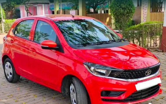 Tata Tiago Revotron XT BS6 2020