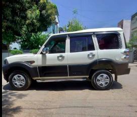 Mahindra Scorpio S2 2015