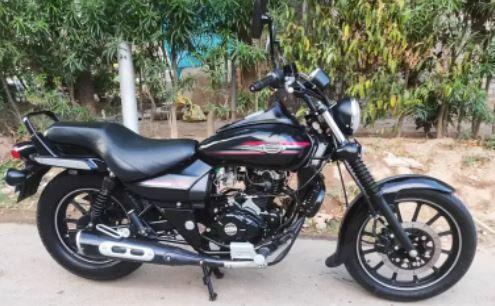 Bajaj Avenger Street 220 2016